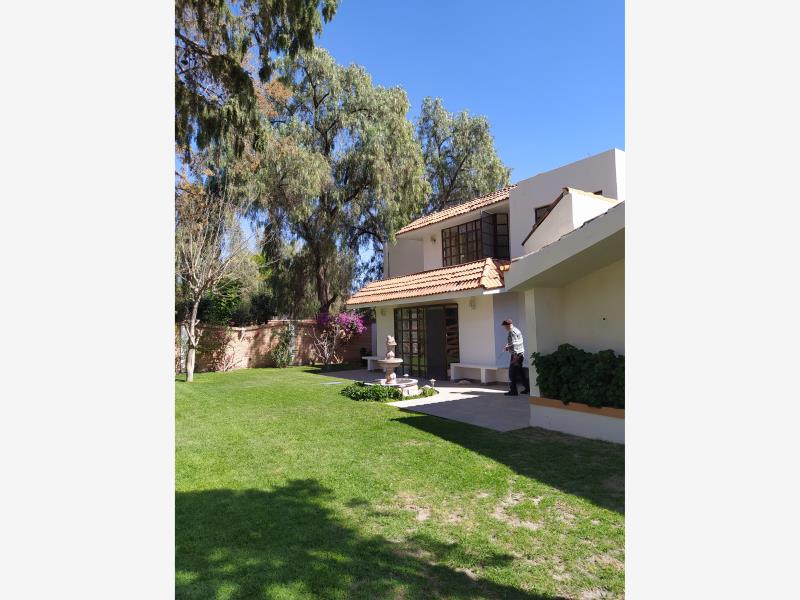 Casa en venta en Bosques la Florida, San Luis Potosí — foto 1 de 23