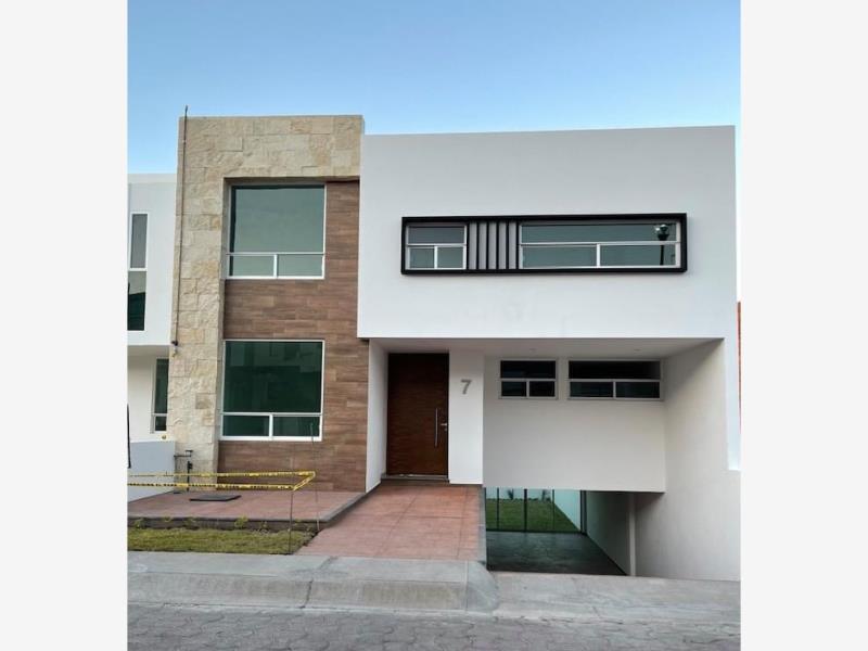 Casa en Venta en Cumbres del Cimatario, Huimilpan, Querétaro Casa en Venta en Cumbres del Cimatario, Huimilpan, Querétaro
