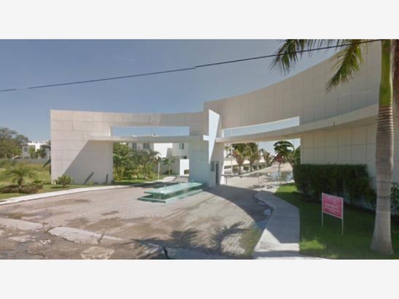 Casa en venta en Bugambilias, Carmen — foto 1 de 3