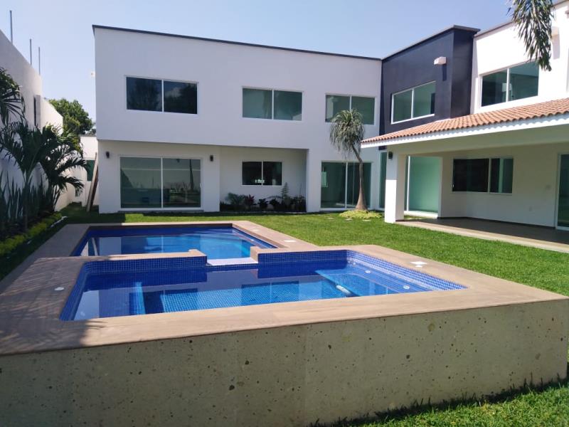 Casa en venta en Lomas de Cocoyoc, Atlatlahucan — foto 1 de 14