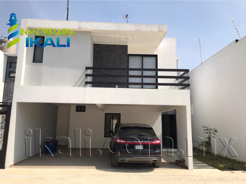Casa en renta en Luís Donaldo Colosio, Tuxpan — foto 1 de 10