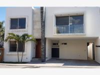 Casa en venta en Lomas de Santa Elena, Colima, Colima