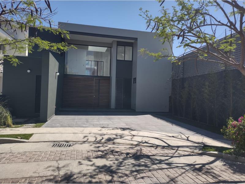 Casa en venta en Riveras del Campestre, Celaya — foto 1 de 17