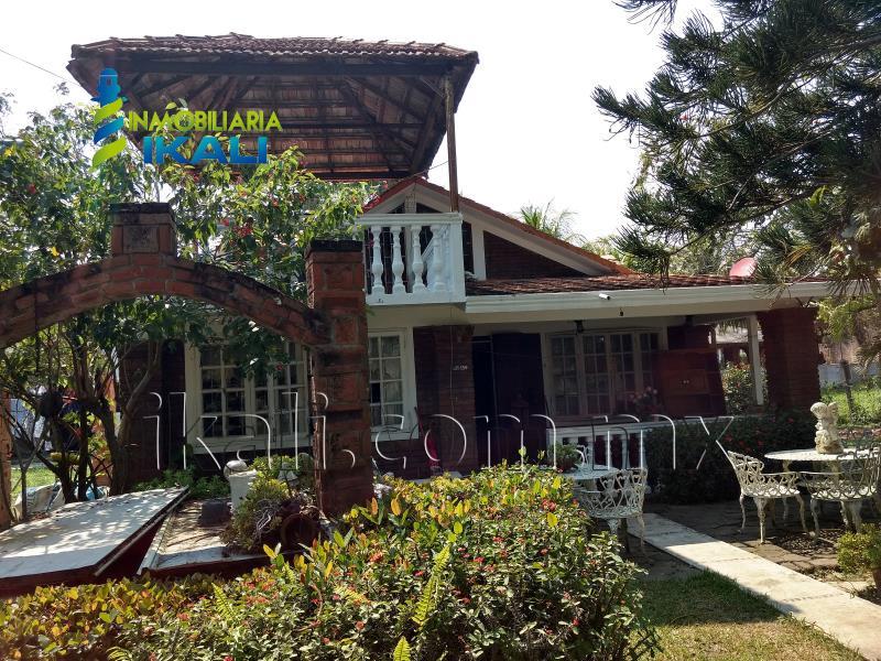 Casa en venta en Banderas, Tuxpan — foto 1 de 37