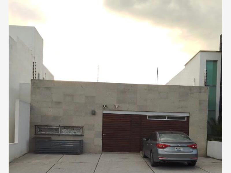 Casa en venta en Lomas de Juriquilla, Querétaro — foto 1 de 15