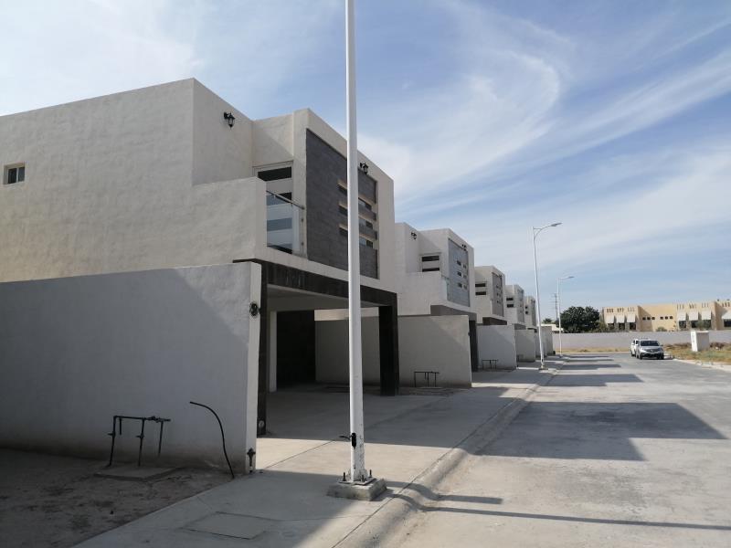 Casa en venta en Los Olivos, Gómez Palacio — foto 1 de 26