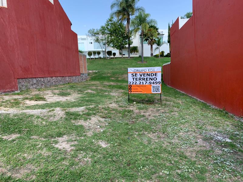 Terreno en venta en Lomas de Angelópolis, San Andrés Cholula — foto 1 de 12