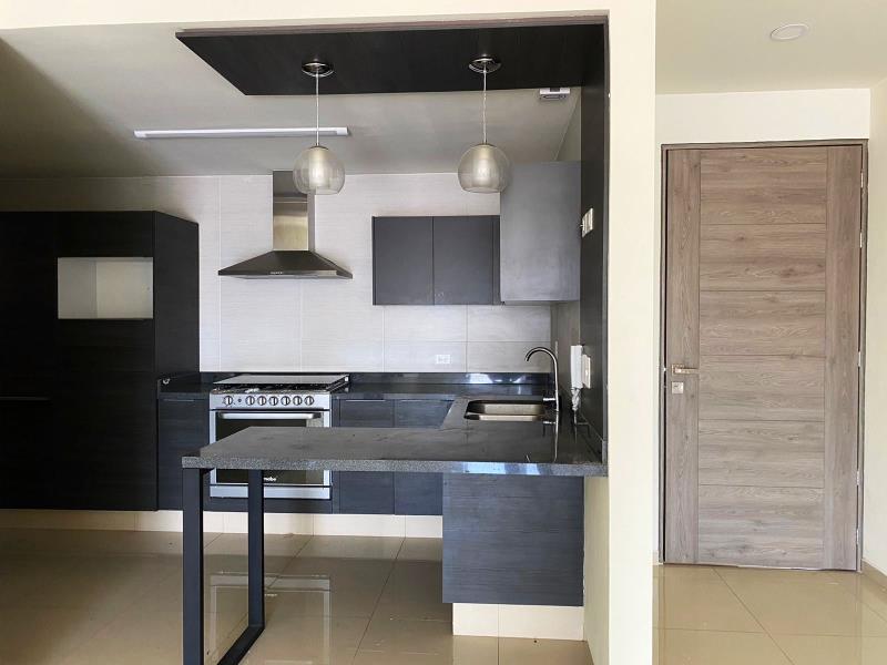 Departamento en renta en en Renta Zona Forjadores 9,500 con Excelente Ubicación, San Pedro Cholula — foto 1 de 15