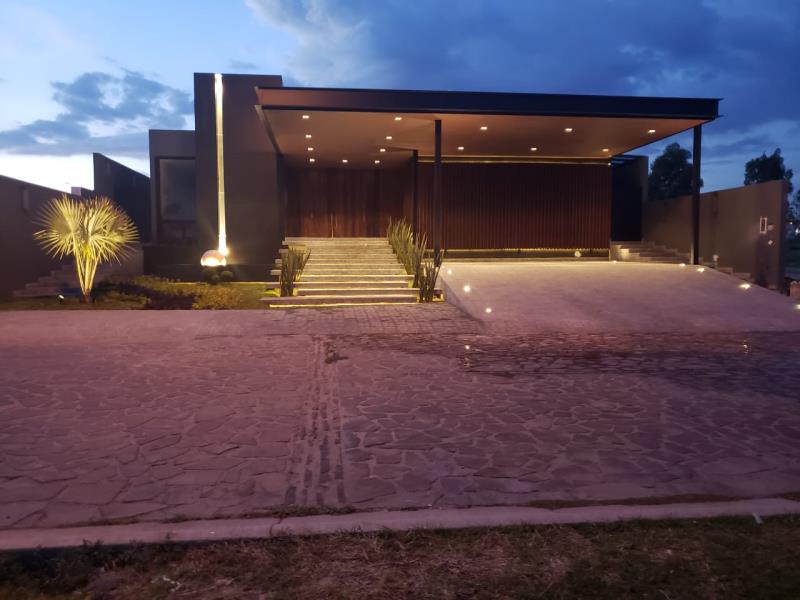 Casa en venta en Country Club Gran Jardín, León — foto 1 de 13