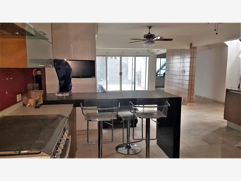 Casa en venta en Las Cumbres, Monterrey — foto 1 de 20