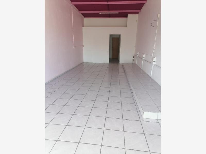 Local en renta en Praderas de Tesistán, Zapopan — foto 1 de 7