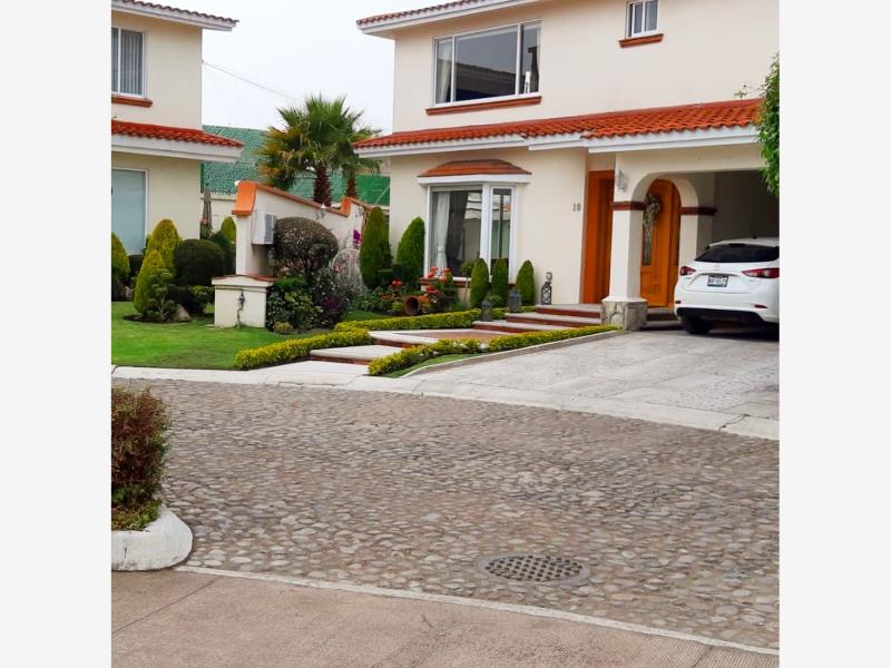 Casa en renta en La Providencia, Metepec — foto 1 de 29