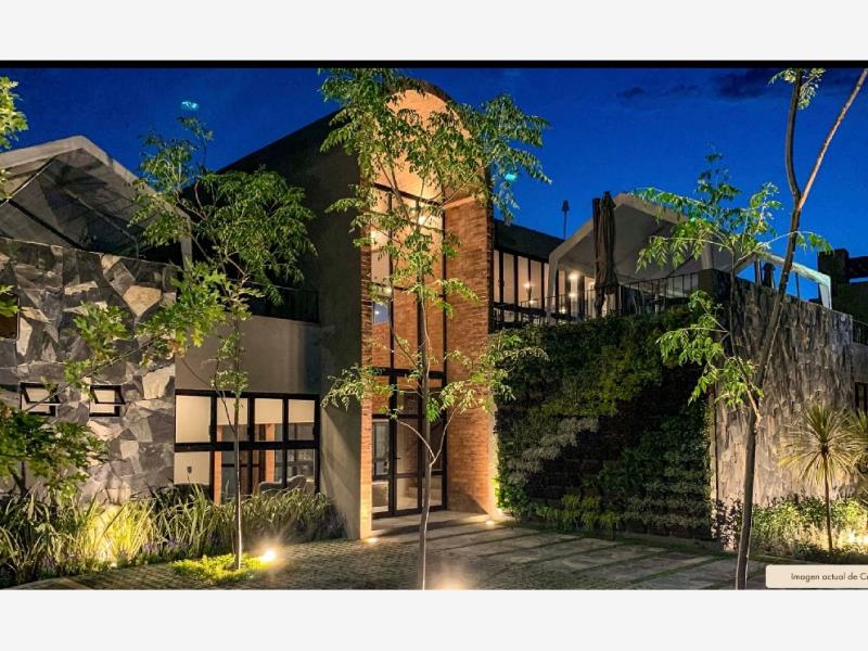 Casa en venta en Zirándaro, San Miguel de Allende — foto 1 de 4