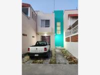 RENTA GENIAL CASA (Uso Comercial) – Bosque Real, Playa del Carmen
