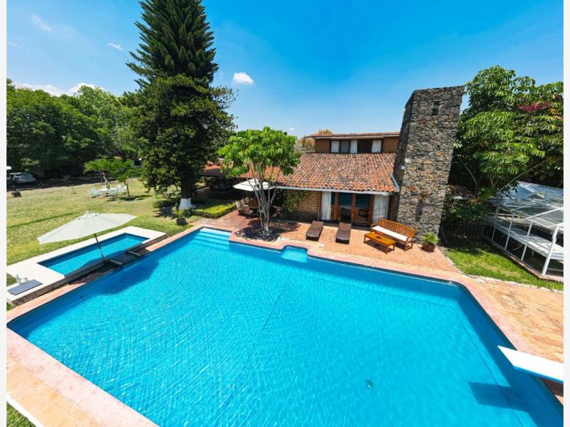 Finca-Rancho en venta en Tlayacapan Centro, Tlayacapan — foto 1 de 20