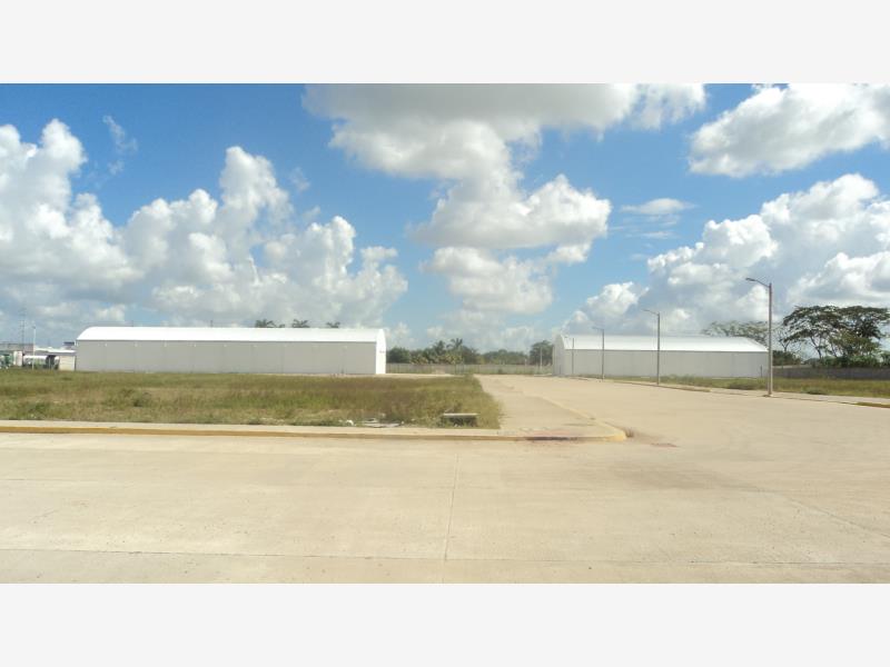 Bodega en renta en Anacleto Canabal 1ra. Sección, Centro — foto 1 de 4