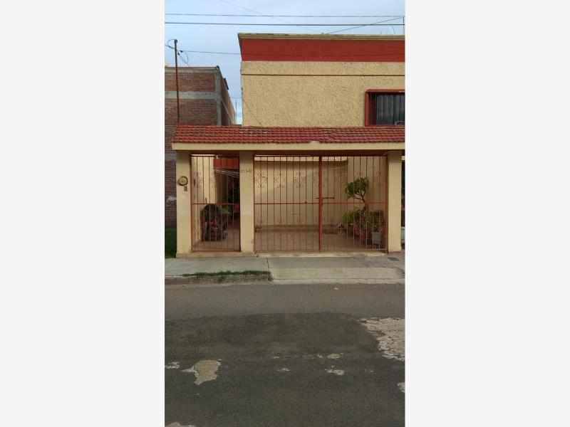 Casa en venta en Jardines del Valle, Irapuato — foto 1 de 11