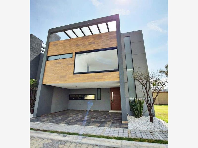 Casa en venta en Santa Clara Ocoyucan, Ocoyucan — foto 1 de 19