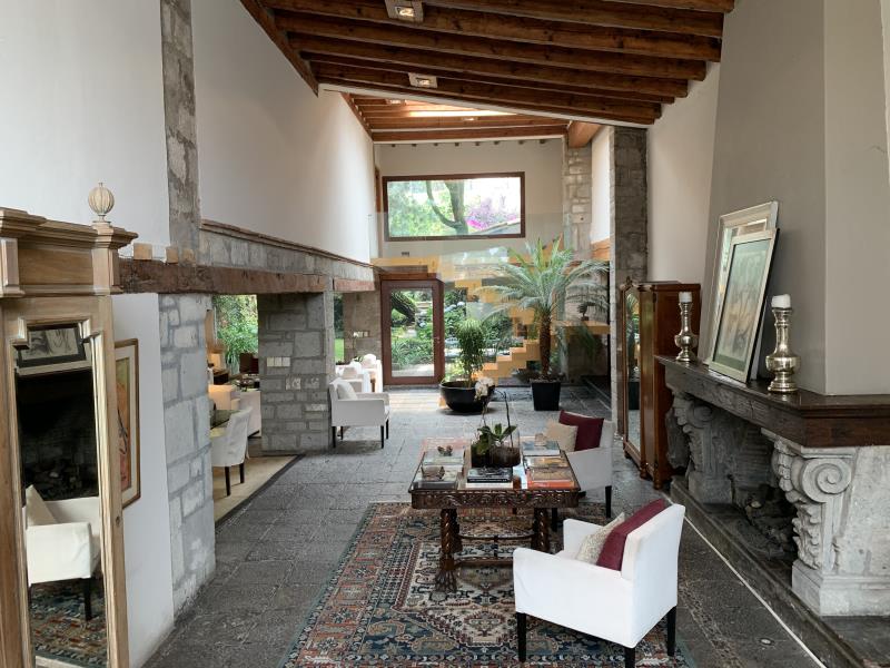 Casa en venta en Paseo de las Lomas, Álvaro Obregón — foto 1 de 31