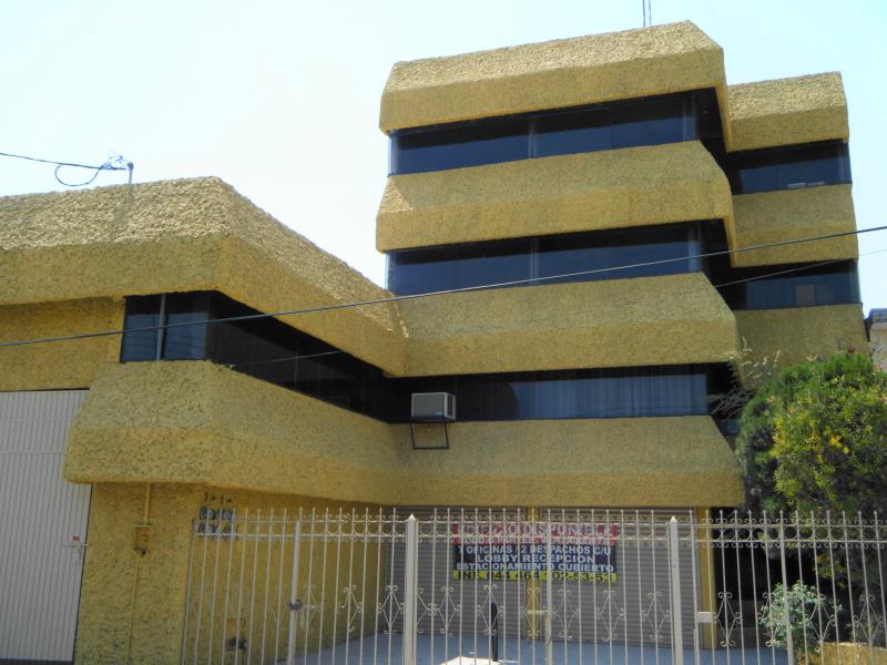 Edificio en venta en Villas de San Roque, Salamanca — foto 1 de 9