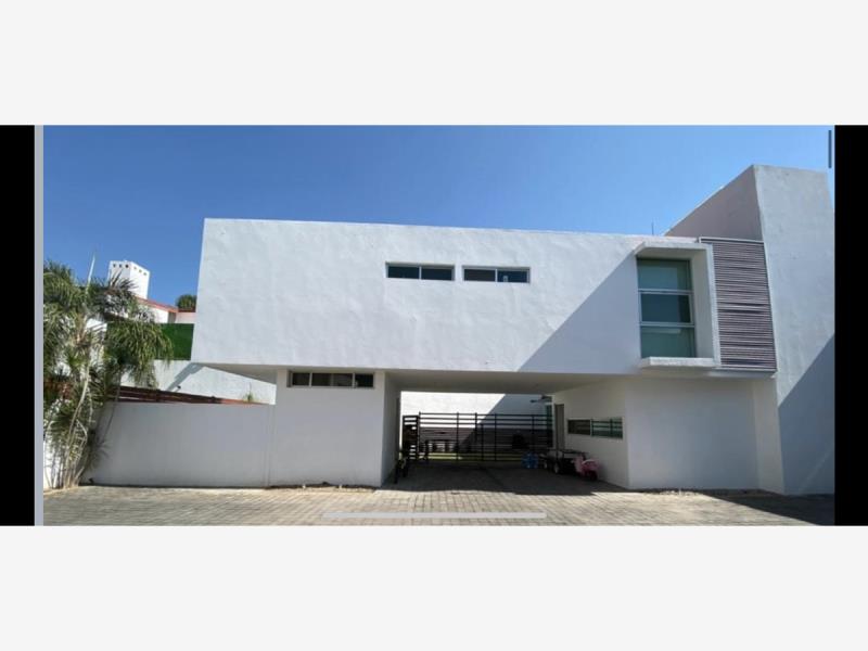 Casa en venta en Jardines de Cuernavaca, Cuernavaca — foto 1 de 35