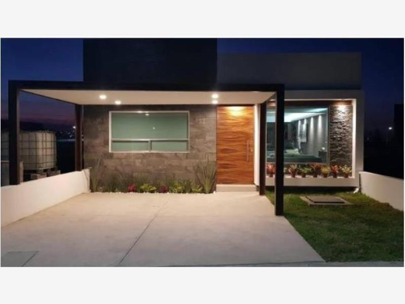 Casa en venta en Cañadas del Arroyo, Corregidora — foto 1 de 9