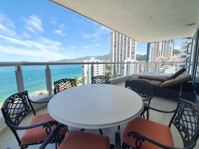 Departamento en venta en Costa Azul, Acapulco de Juárez — foto 1 de 27