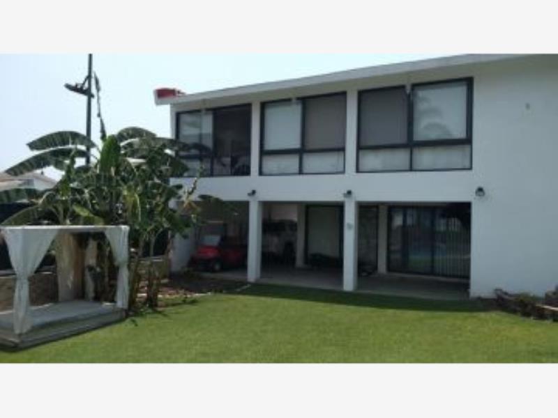 Casa en venta en Cocoyoc, Yautepec — foto 1 de 13
