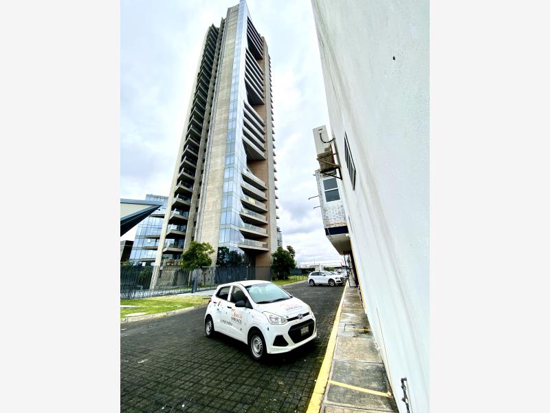 Departamento en venta en San Bernardino Tlaxcalancingo, San Andrés Cholula — foto 1 de 48