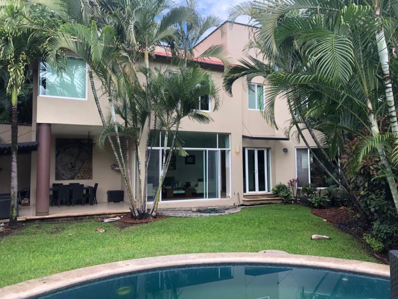 Casa en venta en Sumiya, Jiutepec — foto 1 de 34