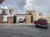 Casa en venta en Jardines Coloniales, Saltillo — foto 2 de 18
