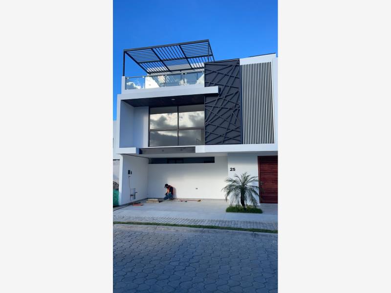 Casa en venta en Lomas de Angelópolis, San Andrés Cholula — foto 1 de 10