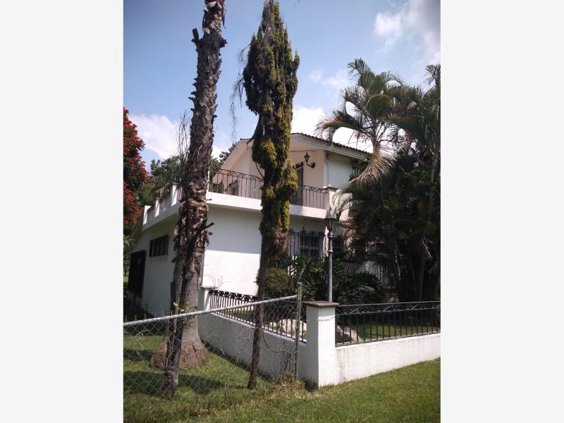 Casa en venta en Lomas de Cocoyoc, Atlatlahucan — foto 1 de 24