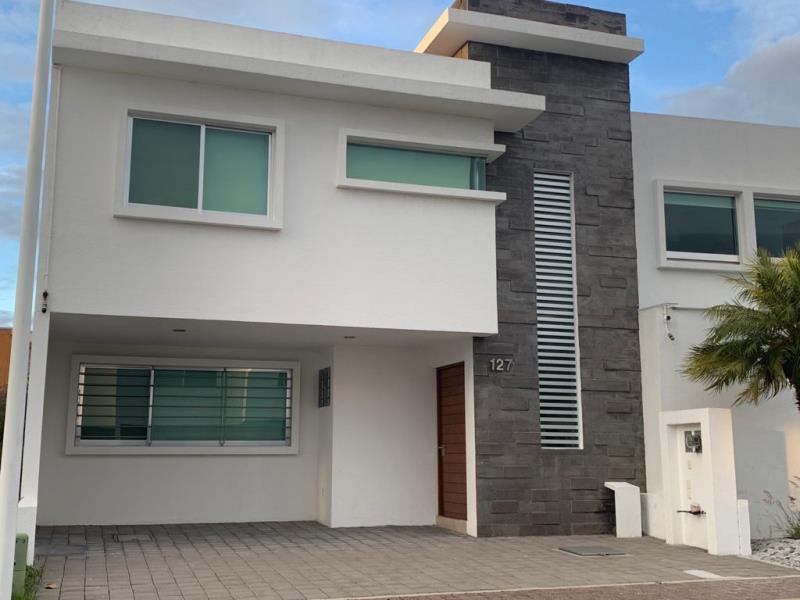 Casa en renta en Residencial el Refugio, Querétaro — foto 1 de 13