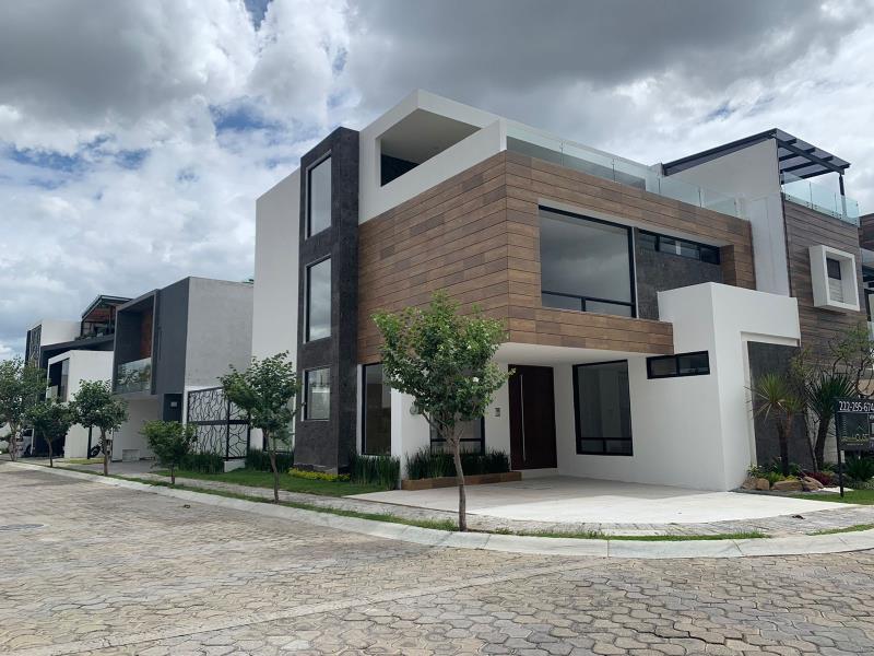 Casa en venta en Lomas de Angelópolis II, San Andrés Cholula — foto 1 de 10