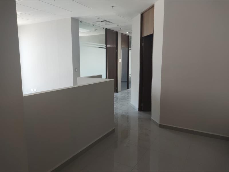 Oficina en renta en Villas la Rioja, Monterrey — foto 1 de 13