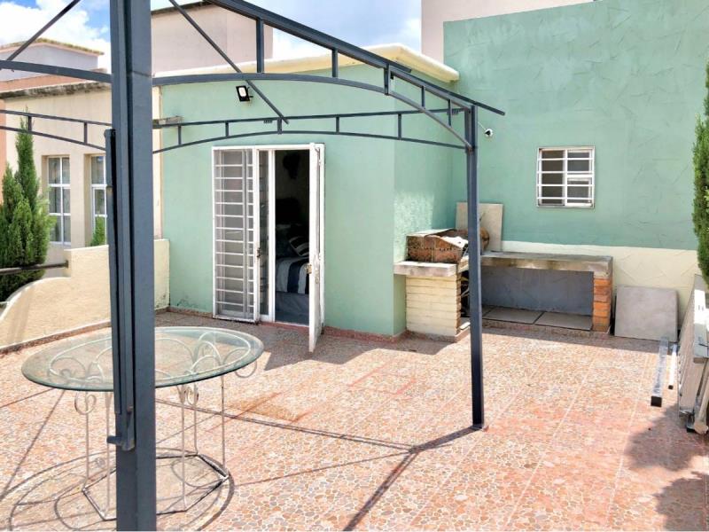 Casa en venta en Zapopan Centro, Zapopan — foto 1 de 16