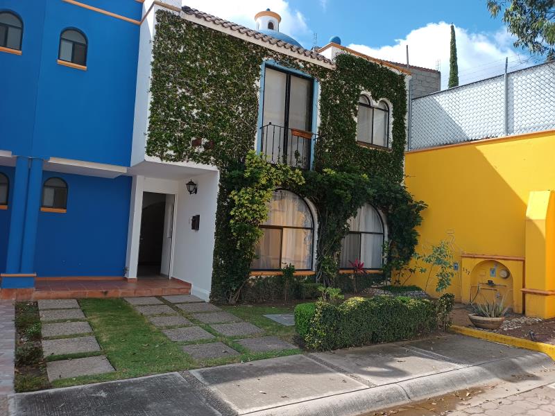 Casa en renta en Hacienda de San Miguel, Irapuato — foto 1 de 12