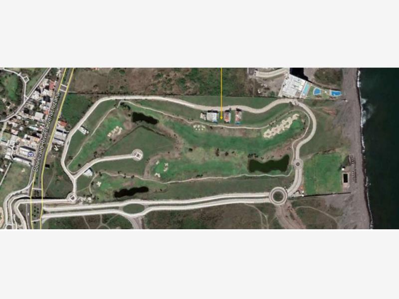 Terreno en venta en Dos Riberas Residencial y Club de Golf, Alvarado — foto 1 de 2