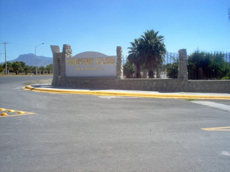 Terreno en venta en Country Club Residencial, Saltillo — foto 1 de 3