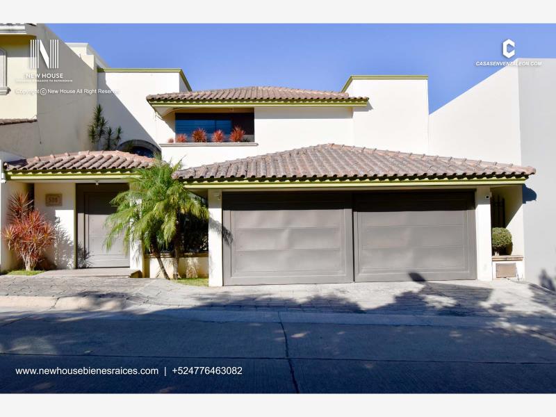Casa en venta en Jardines del Campestre, León — foto 1 de 23