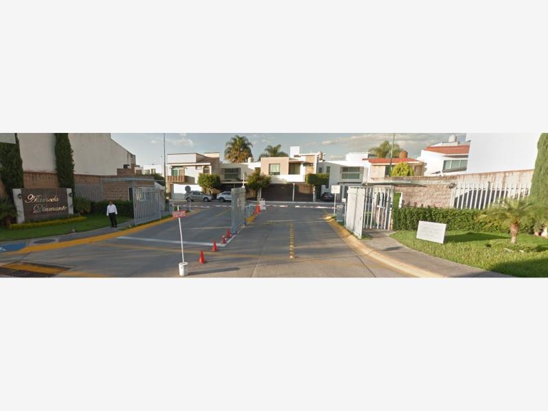 Casa en venta en Alameda Diamante, León — foto 1 de 2
