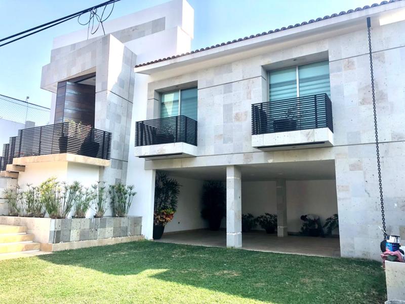 Casa en venta en Lomas de Cocoyoc, Atlatlahucan — foto 1 de 13