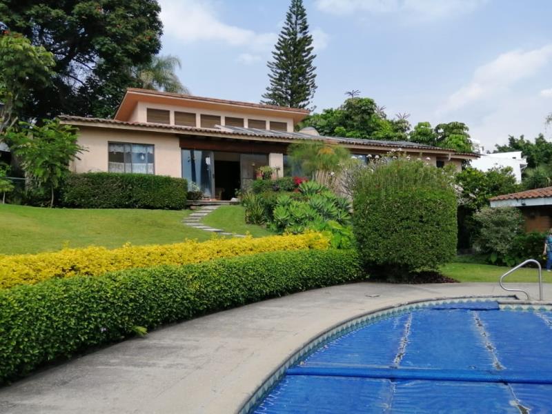 Casa en venta en Vista Hermosa, Cuernavaca — foto 1 de 44