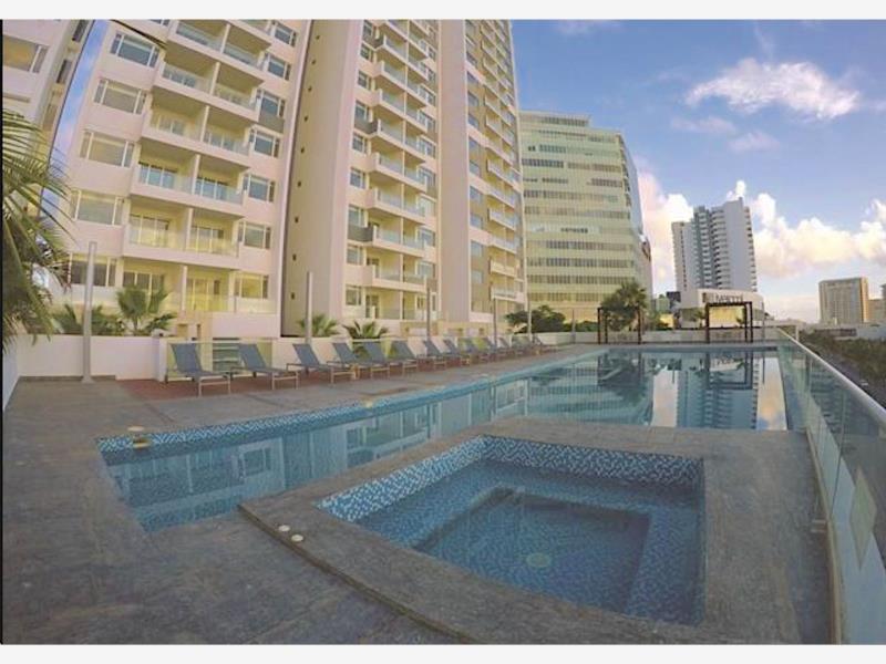 Departamento en venta en Zona Hotelera, Benito Juárez — foto 1 de 47