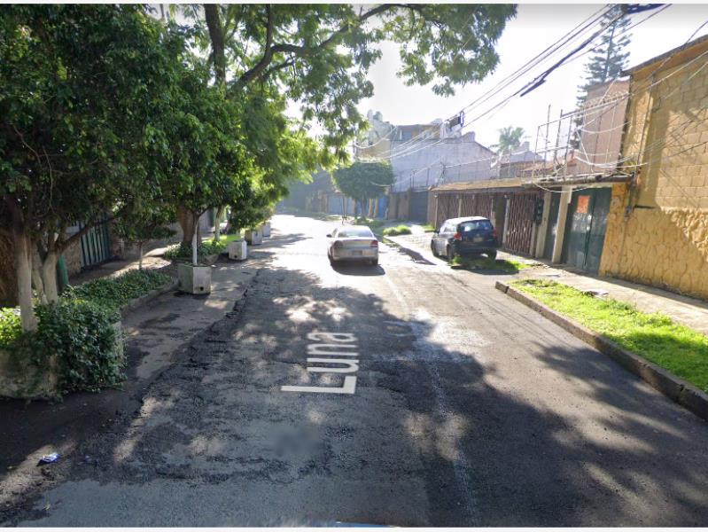 Casa en venta en Jardines de Cuernavaca, Cuernavaca — foto 1 de 3