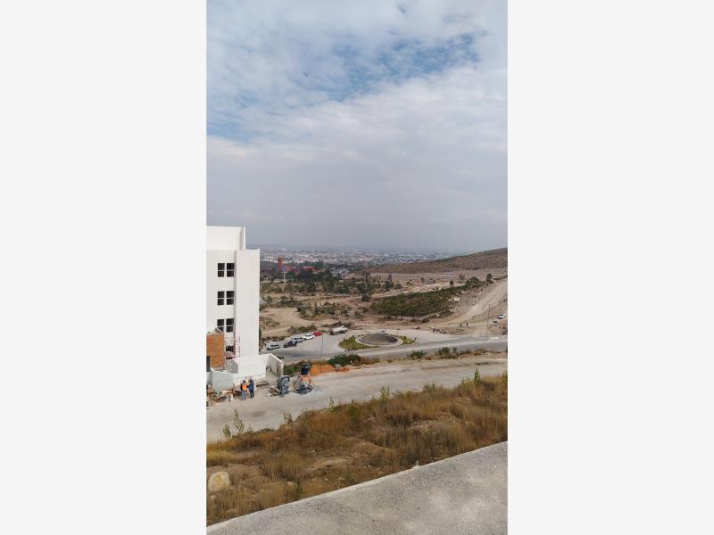 Terreno en venta en Desarrollo del Pedregal, San Luis Potosí — foto 1 de 9