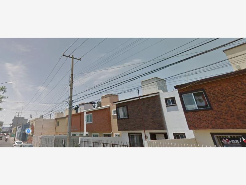 Casa en venta en Prados Verdes, León