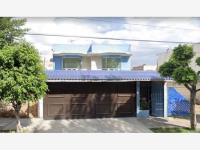 Casa en Lomas Lindas II Sección, Atizapán de Zaragoza, México