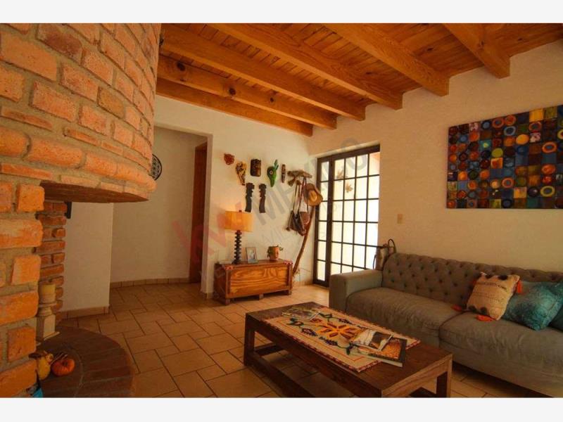 Casa en venta en Villa de los Frailes, San Miguel de Allende — foto 1 de 25